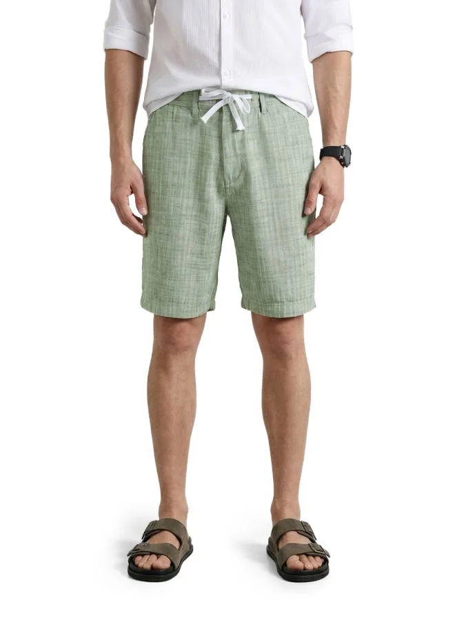 ذا انديان كراج كو Men Regular Fit Solid Cross Pocket Mid-Rise Shorts
