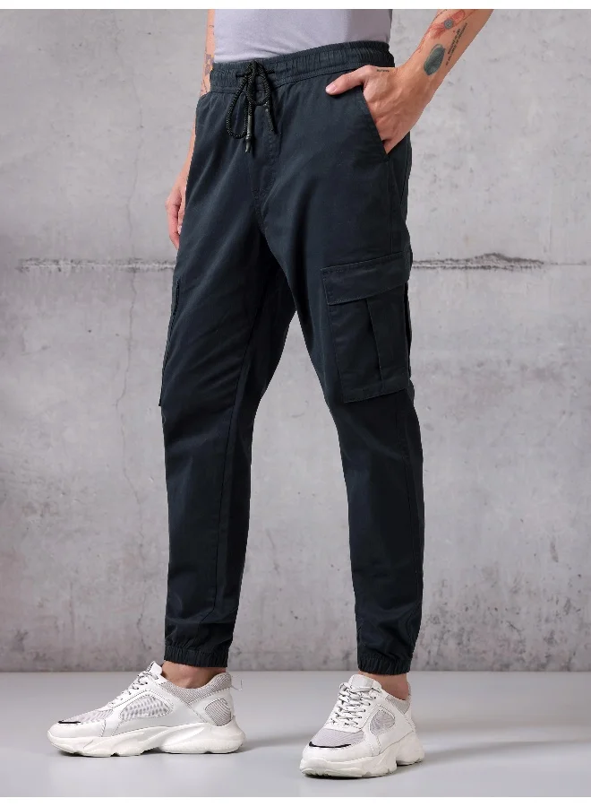 بيونغ بنطلون كارجو رجالي بقصة عادية بلون أزرق داكن سادة