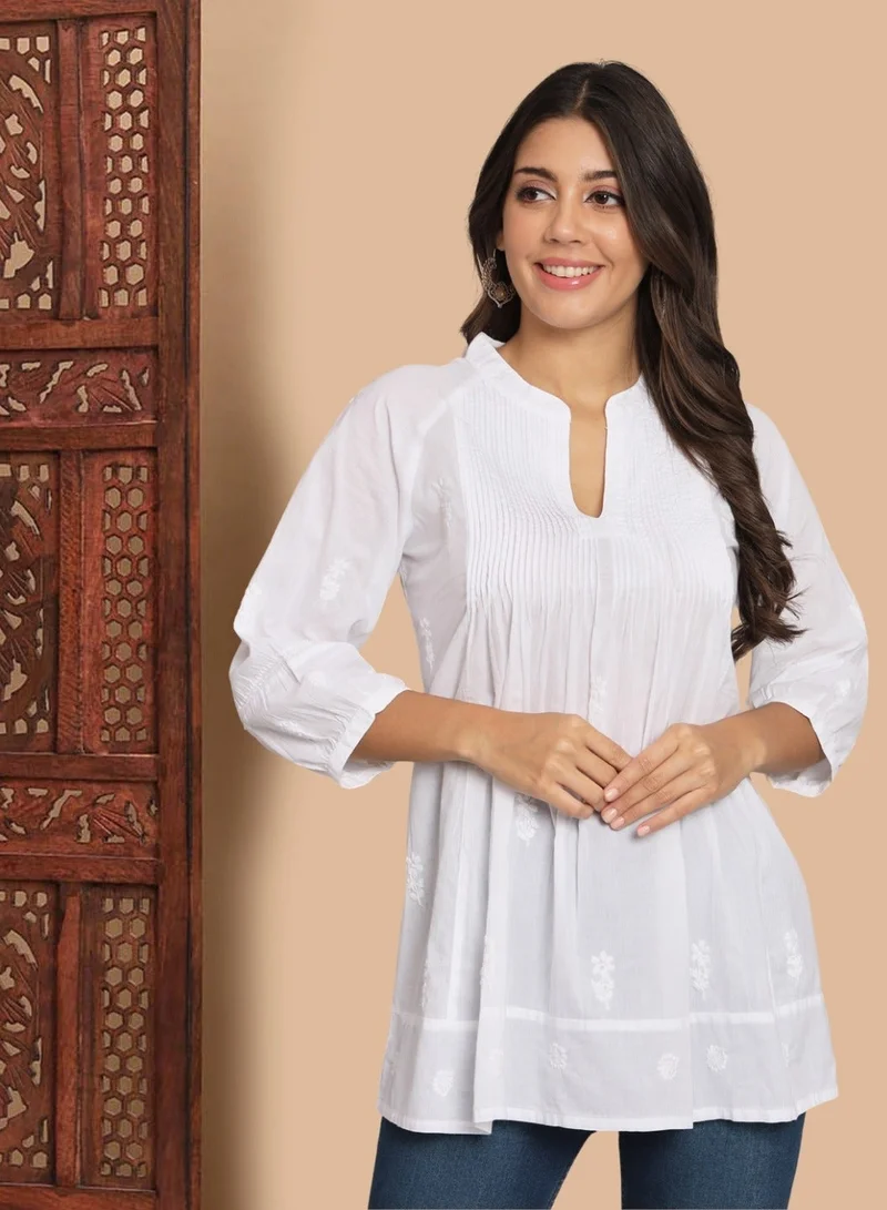 الايا تونيك قطن مطرز شيكانكاري - مطوي