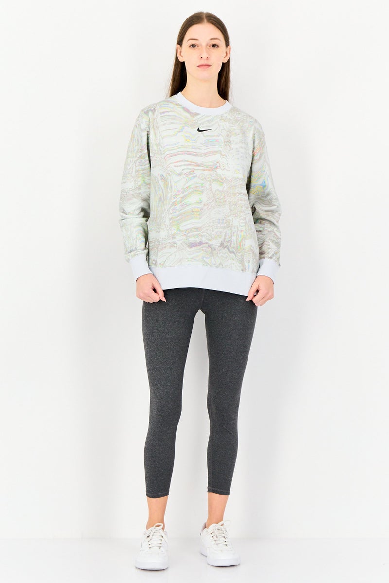 Nike Women Loose Fit Long Sleeve Outdoor Sweatshirts, Light Grey - Image 4