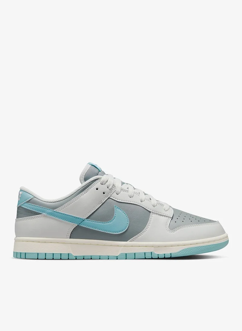 نايكي دنك لو ريترو بي تي تي واي إس