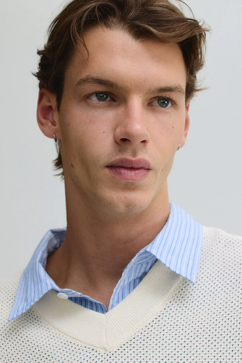 H&M  Loose Fit Hole-knit T-shirt for Men | Best Price UAE