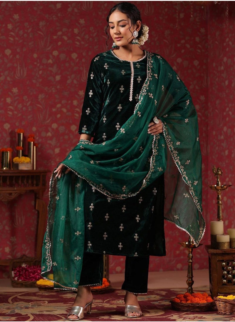 ISHIN Women's Green Velvet Self Design Full Length Palazzo Kurta Set  - Image 1