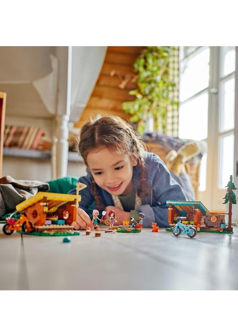 LEGO Friends Adventure Camp Cozy Cabins 42624 - Image 2