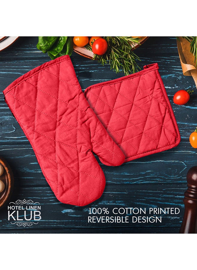 2-Piece Gloves/Oven Mitt And Pot Holder Set Red - pzsku/Z8C6D3322911CE6D9312DZ/45/_/1686136356/58442120-fa15-45d8-bd49-309043399d11