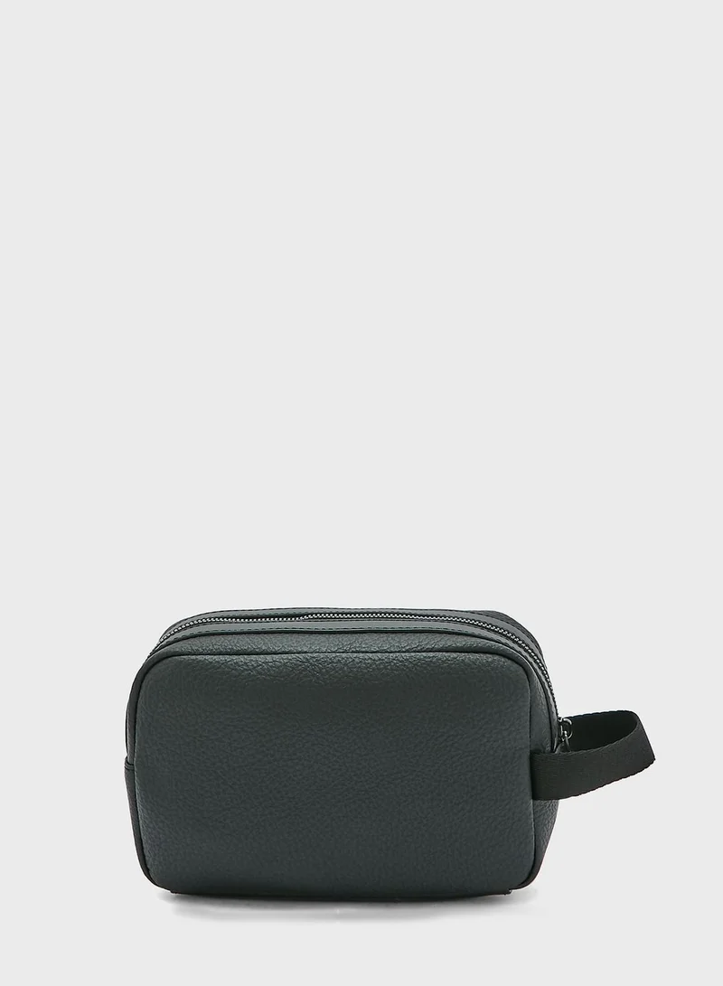 CALVIN KLEIN Around Zip Toiletry Bag