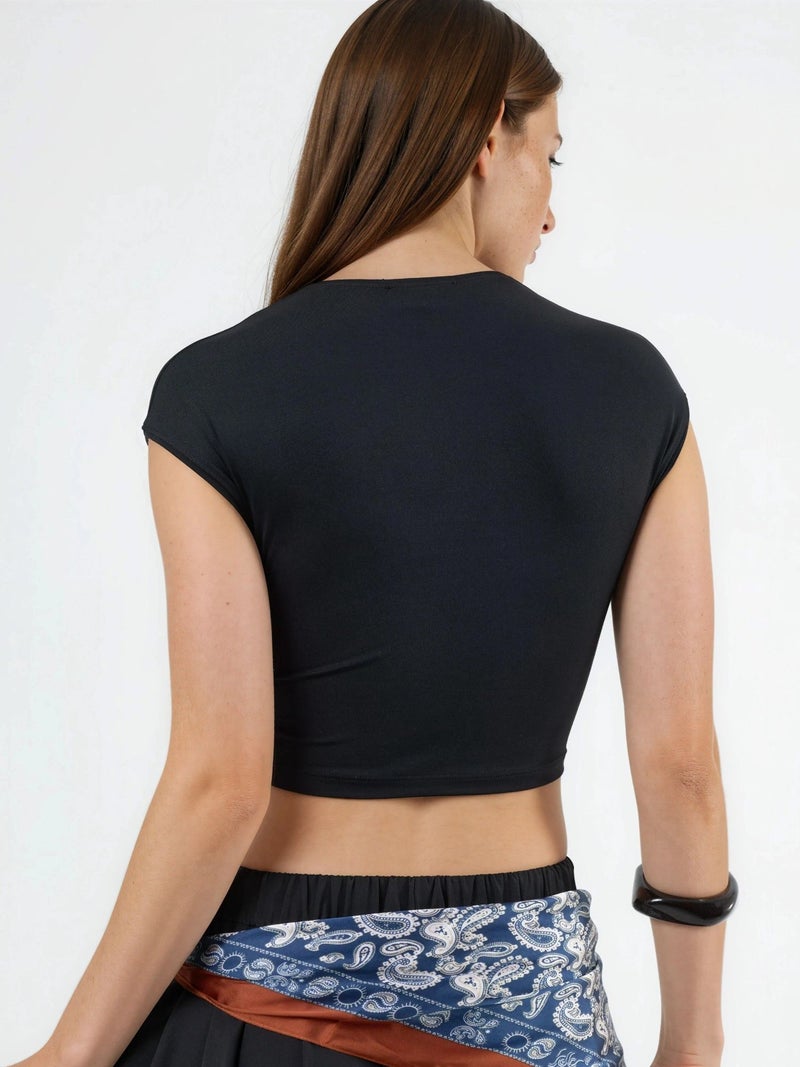 BUSEM Crew Neck Solid Crop T-Shirt - Image 3
