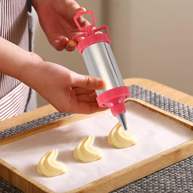 Stainless Steel Pastry Gun - Essential baking tool kit with a cream syringe and four different tips, perfect for decorating cakes, cookies, and pastries with ease and style. - Image 3