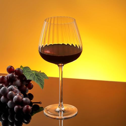 bellemax 250ML Crystal Wines Glasses Red or White Cut Wines Glasses, Transparent Champagne Flute Wine Glass Set, Long Wine Glass Set (Flower-BX, 4 Count) - Image 4