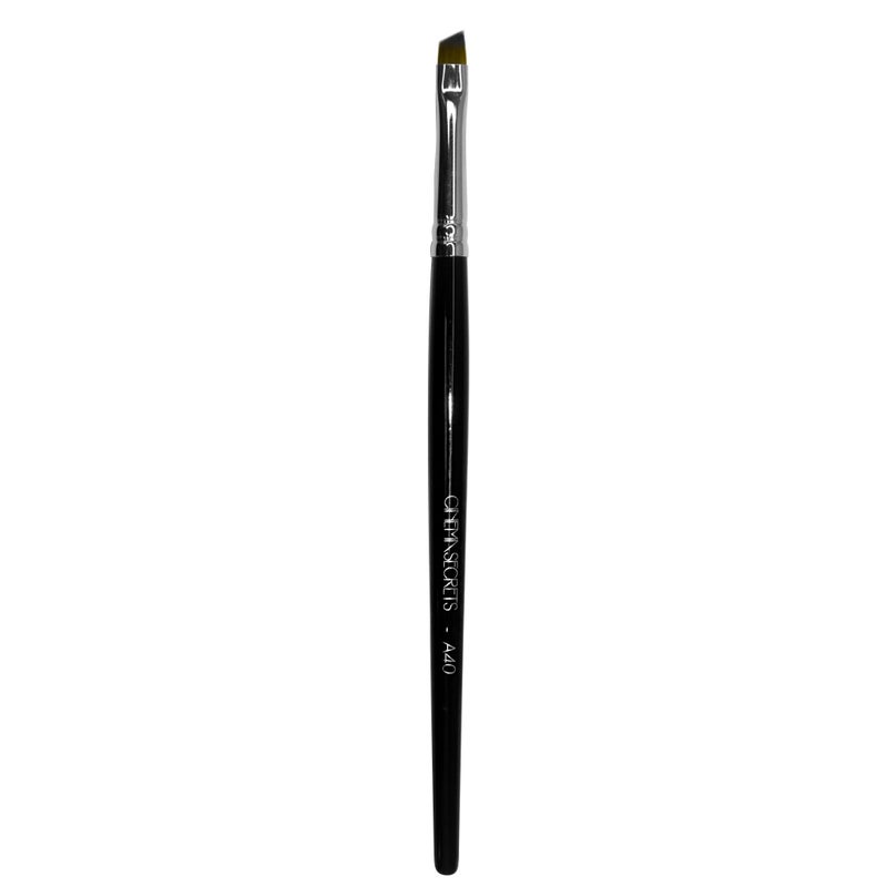 Cinema Secrets A40- Angled Brow Brush - Image 1