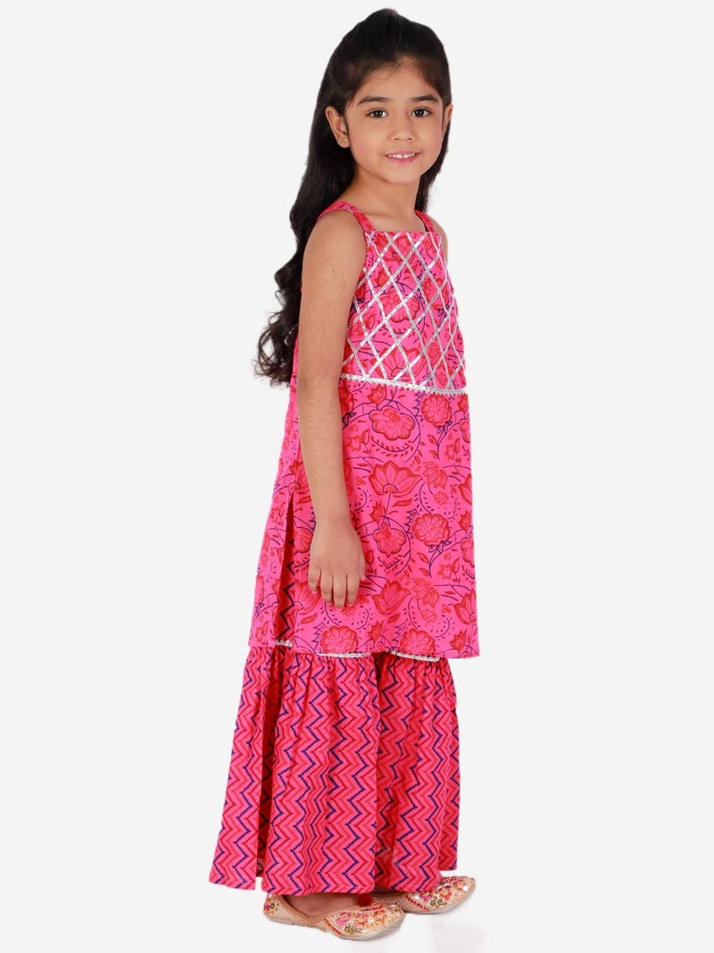 superminis Baby Girls Cotton Sanganeri Printed Long Without Sleeves Kurti and Sharara Dress with Gotta Work (Pink, 4-5 Years) - Image 3
