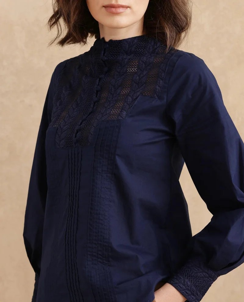 ريريزم Women's High Neck Top With Lace