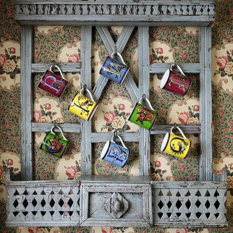 Spode كوب أبجدية سبود كيت كيمب سعة 12 أونصة حرف R نمط فريد وأنيق من الصين الرفيعة آمن في غسالة الصحون للقهوة والشاي هدية رائعة للاستخدام في المنزل أو المكتب - Image 2