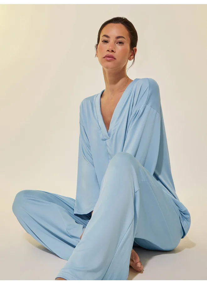 تايك تو Take Two Solid V-Neck Dropped Shoulder Top and Pyjama Set