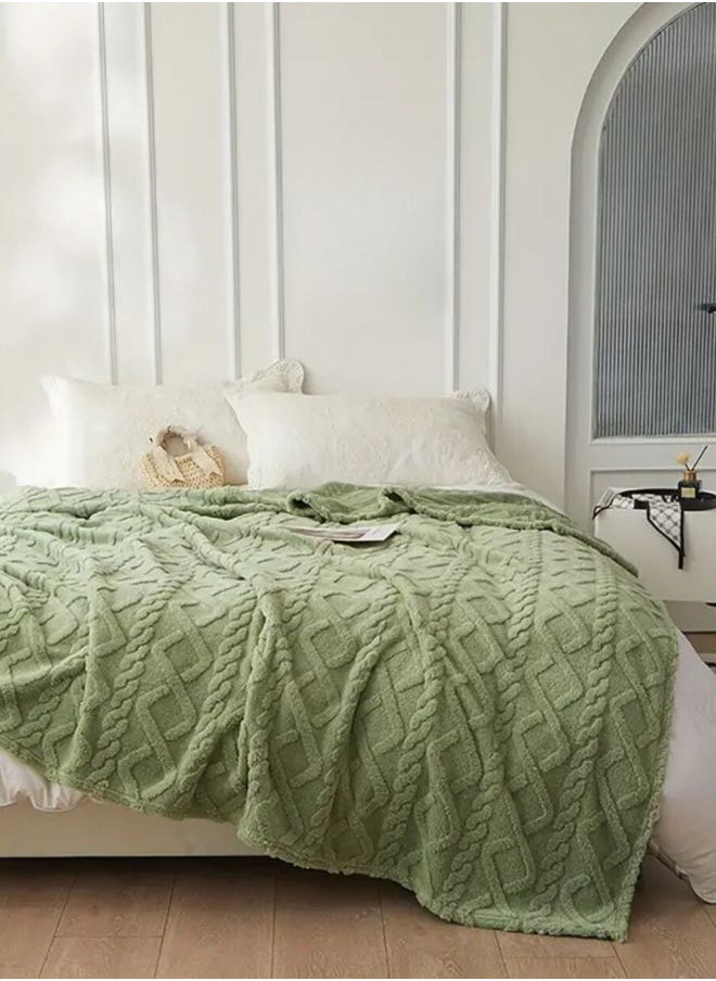 LUNA Home - Taffeta fleece blanket super soft green color. - Image 1