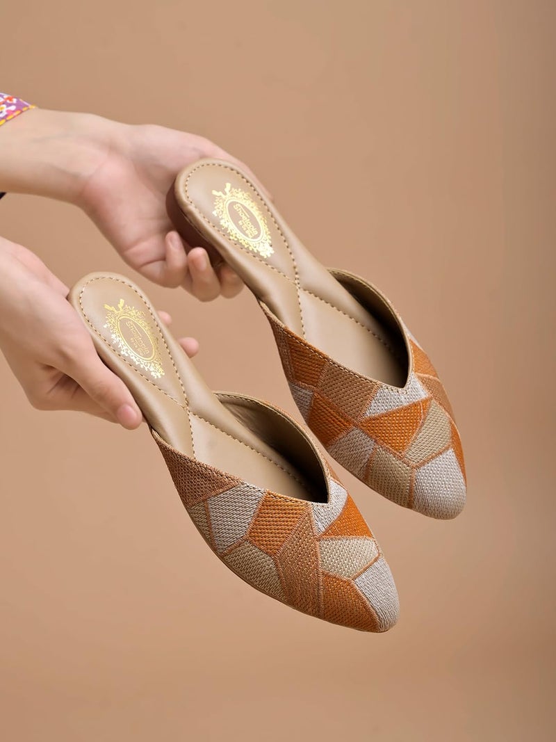 Shoetopia أحذية شوتوبيا النسائية التقليدية المنزلق عليها مزخرفة مسطحة مع كعب منخفض - أحذية عصرية ومريحة للاستخدام اليومي - Image 4
