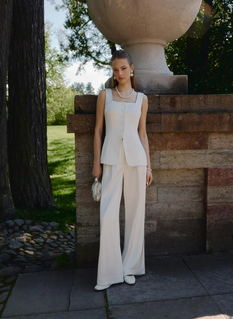 Lichi Flared waistcoat with tonal buttons