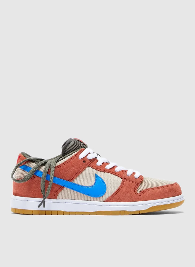 Nike SB Dunk Low Pro