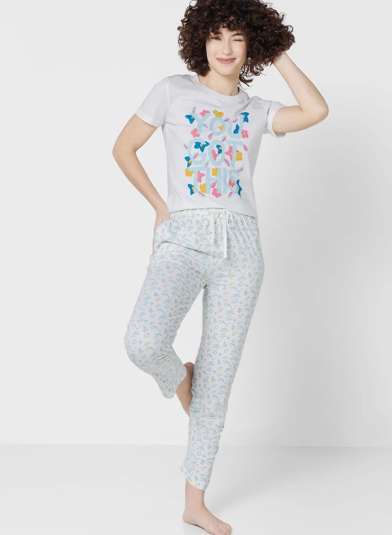 Ginger Graphic T-Shirt And Pyjama Set