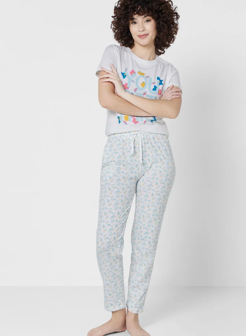 Ginger Graphic T-Shirt And Pyjama Set