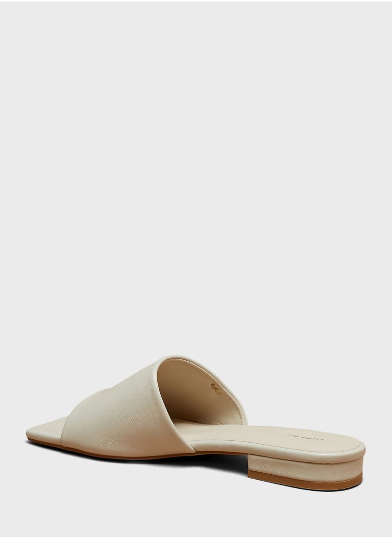 shoexpress - One Strap Flat Sandals - Image 1