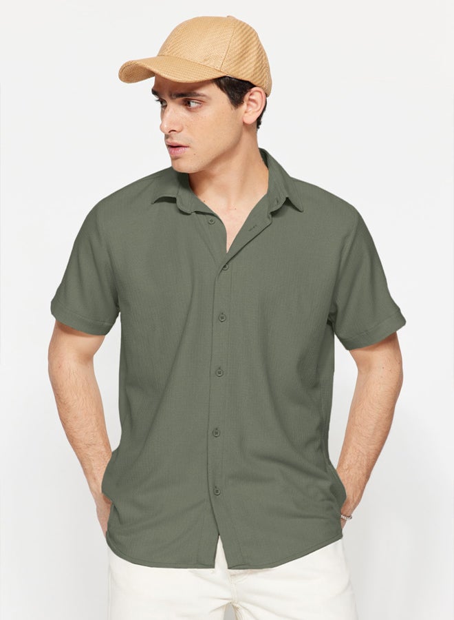 trendyol Khaki Regular Fit Short Sleeve Summer Textured Crepe Knit Shirt - Image 3