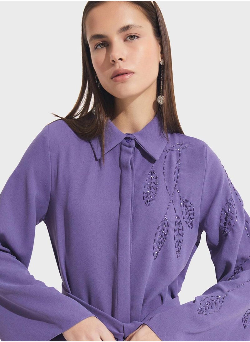 جون فستان ماكسي مطرز بحزام - Image 4