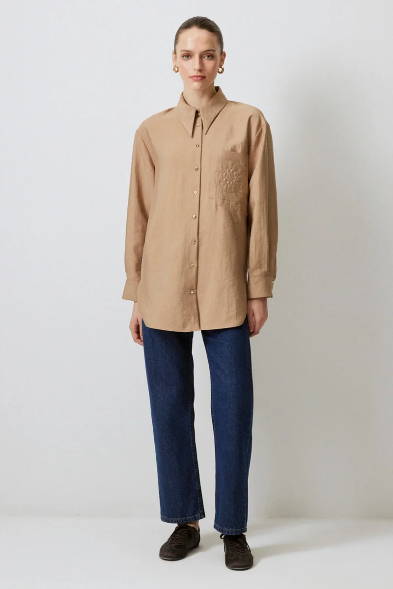 توتشي Embroidered Detailed Mugra Shirt