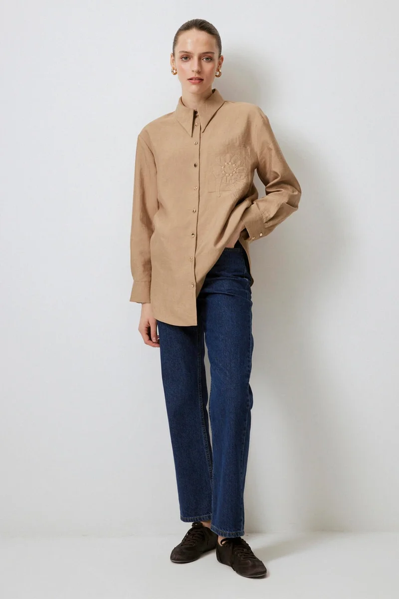 توتشي Embroidered Detailed Mugra Shirt