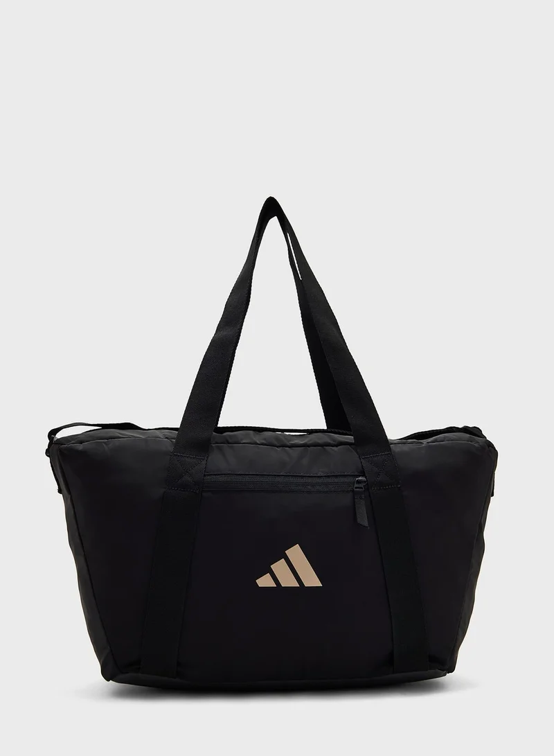 adidas حقيبة رياضية