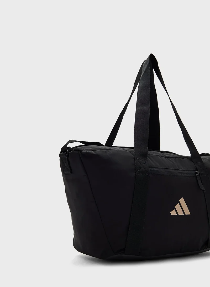adidas حقيبة رياضية