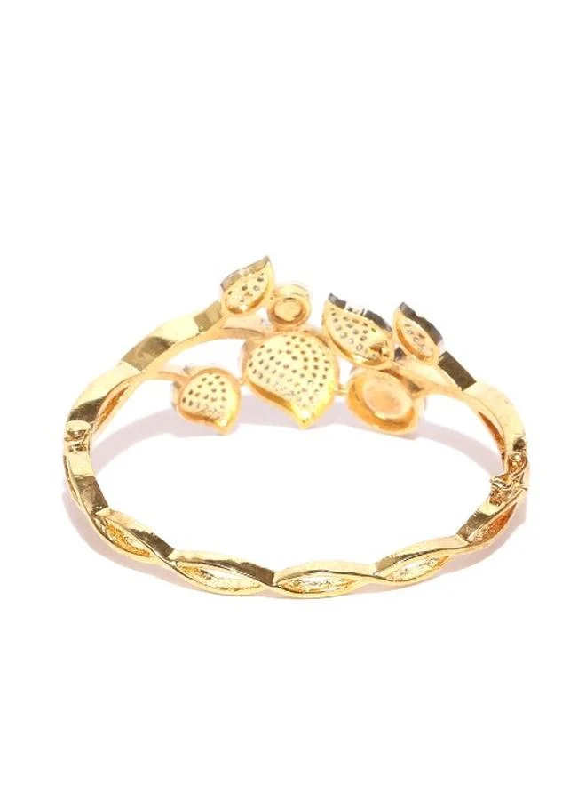 Priyaasi Interlock Women Metal Bracelet with pattern and secured with Interlock closure and styled in ideal for Western moments — a must-have for your statement wardrobe.