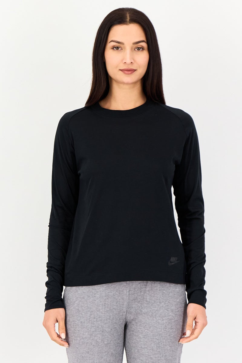 Nike بلوزة رياضية نسائية بأكمام طويلة مناسبة في الهواء الطلق، سوداء - Image 1