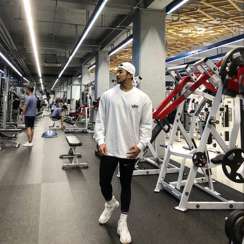 Generic Muscle fashion brand loose fitness clothes casual training sportswear long-sleeved T-shirt pullover sweater thin men White 