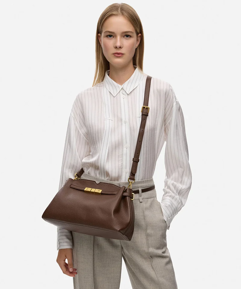 ابيكول Everyday Strap Clutch