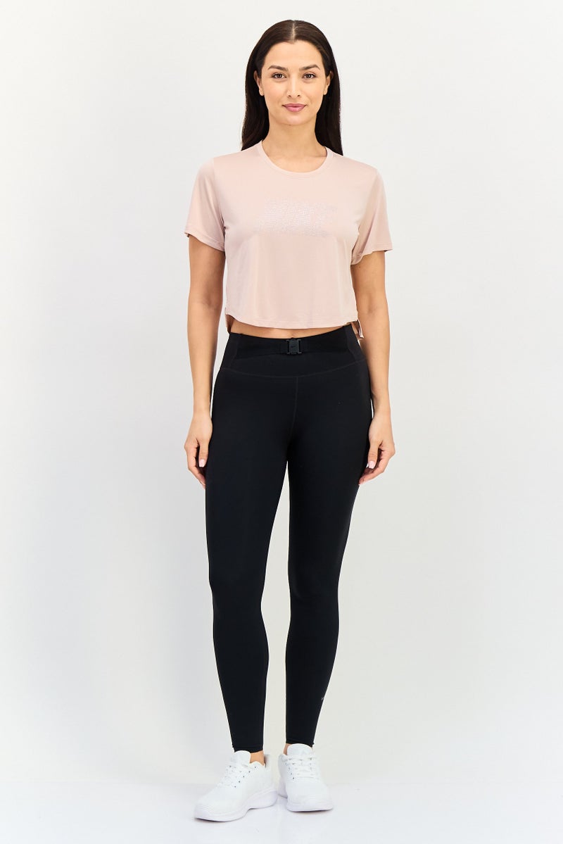 Nike تي شيرت قصير الأكمام للتدريب للنساء بتقنية دري-فيت، وردي فاتح - Image 2