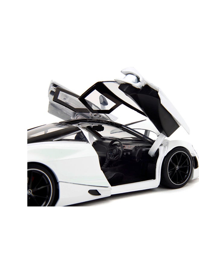 JADA Pink Slips 1:24 - McLaren 720S, Die-Cast Car with Base, Toys for Kids and Adults - Image 4
