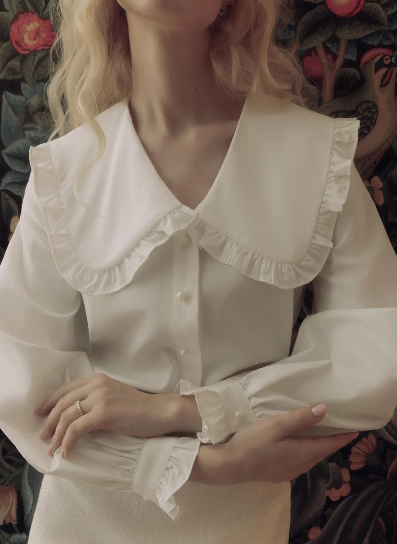 Lichi Shirt with accent collar