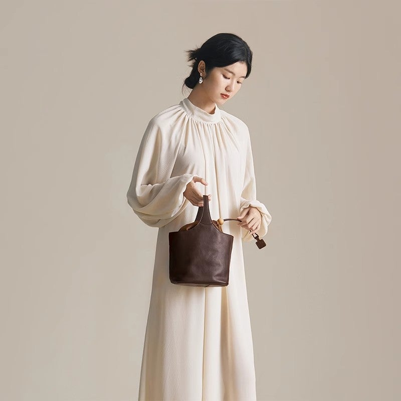 Qiu Zhen Vegetable Tanned Cowhide Bag Vintage Genuine Leather Flower Basket Bag Crossbody Handbag Commuter Large Capacity Vegetable Basket Bag For Women - Image 3