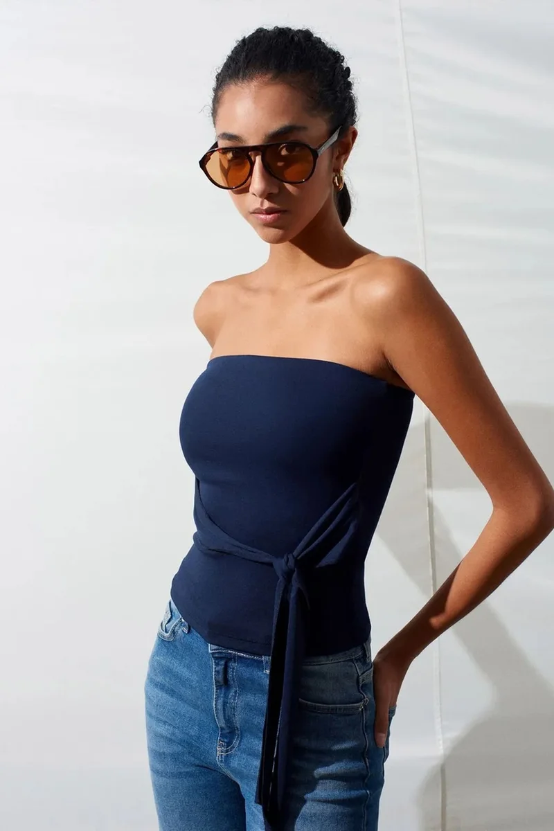 DILVIN Slim Fit Strapless Bandeau Blouse