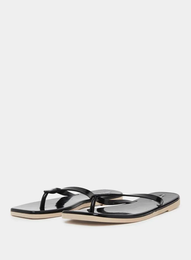 ستايلي شبشب سادة سوداء