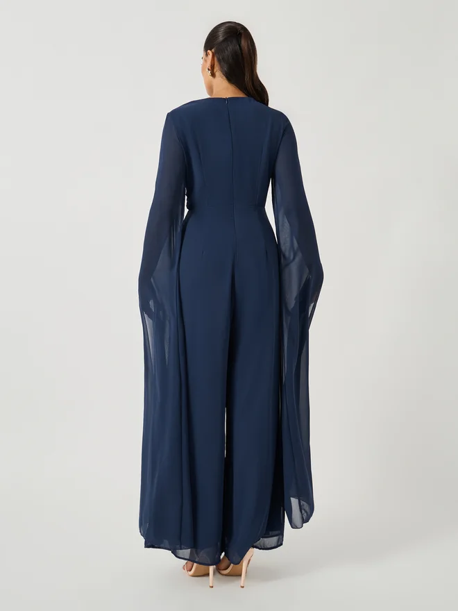ستايلي جمبسوت Styli بأكمام كاب مطرزة وأرجل واسعة
