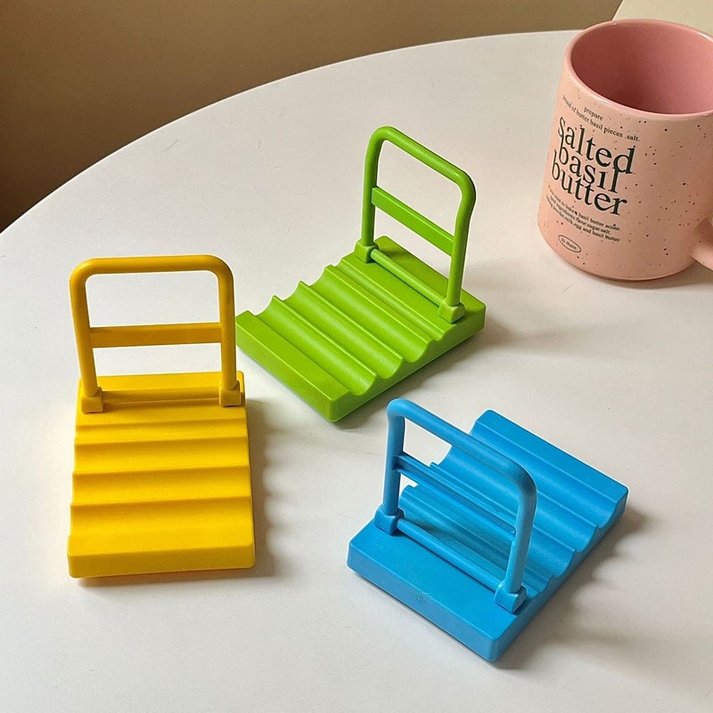 Cute Trolley Phone Holder - Simple Ins Style for Student Dorms, Desk Decor & Lazy Watching