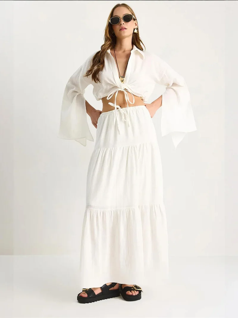 Bianco Lucci LUCCI Frilly Shirt-Skirt Two-Piece Coord Set