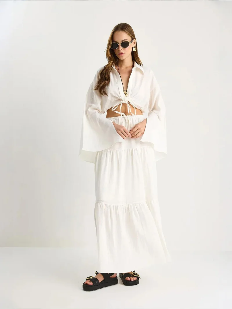 Bianco Lucci LUCCI Frilly Shirt-Skirt Two-Piece Coord Set