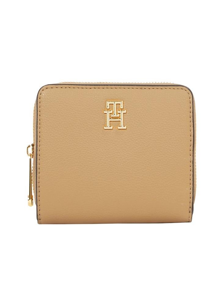 TOMMY HILFIGER - Monogram Zip Over Wallet - Image 1