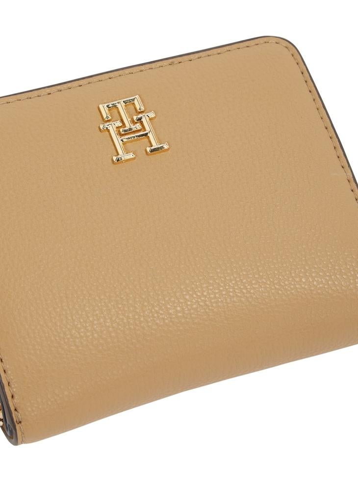 TOMMY HILFIGER - Monogram Zip Over Wallet - Image 1