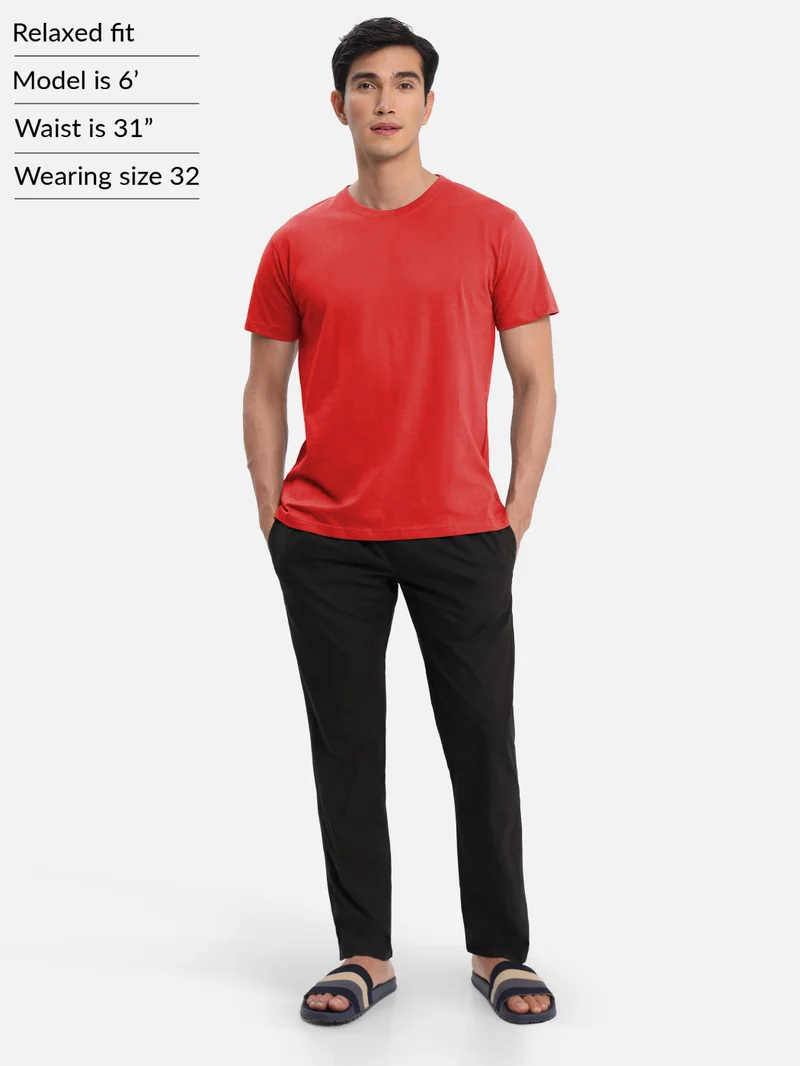 بيونغ بيجامة سوداء بقصة عادية