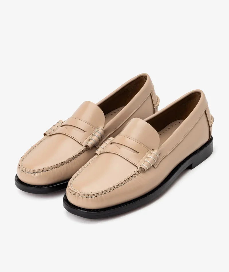 سيباجو Women's Classic Dan Pigment Loafers