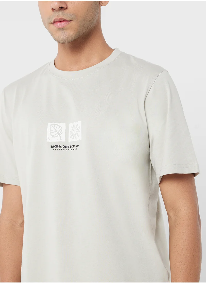 جاك اند جونز Graphic Crew Neck T-Shirt